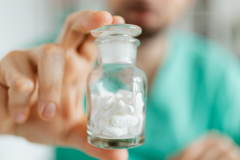 PELATIHAN ASEPTIC DISPENSING OBAT INTRAVENA ADMIXTURE